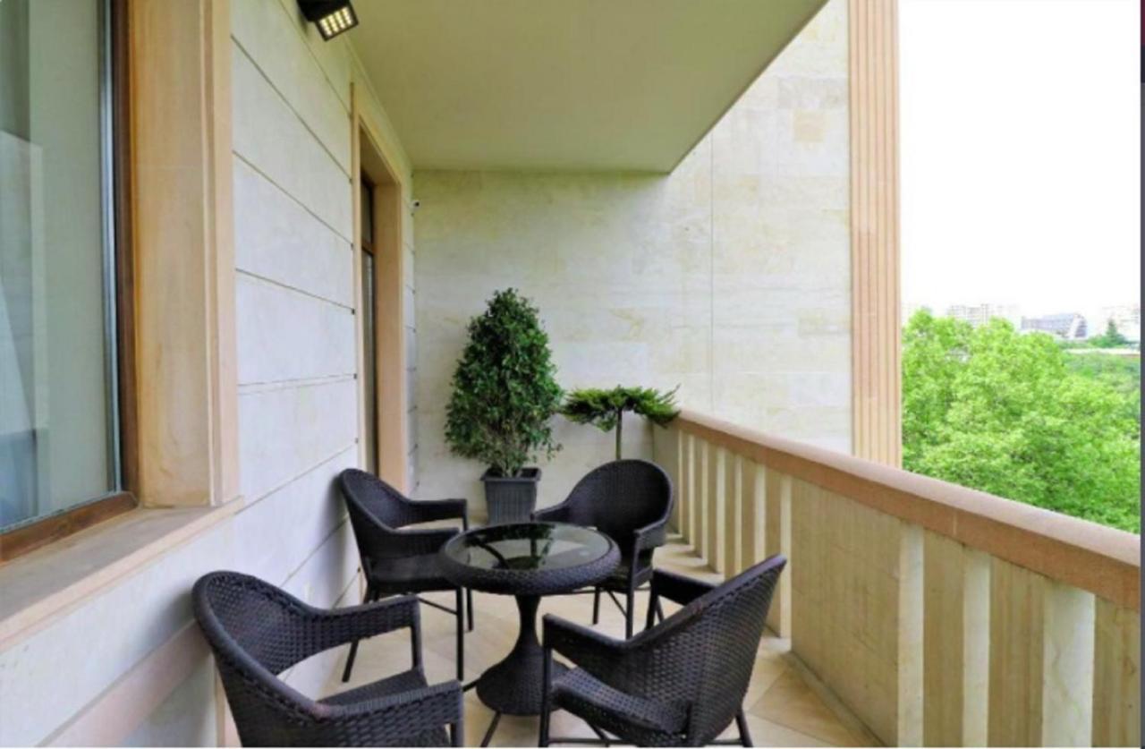 Sunset Tbilisi Luxury Aparthotel Ngoại thất bức ảnh