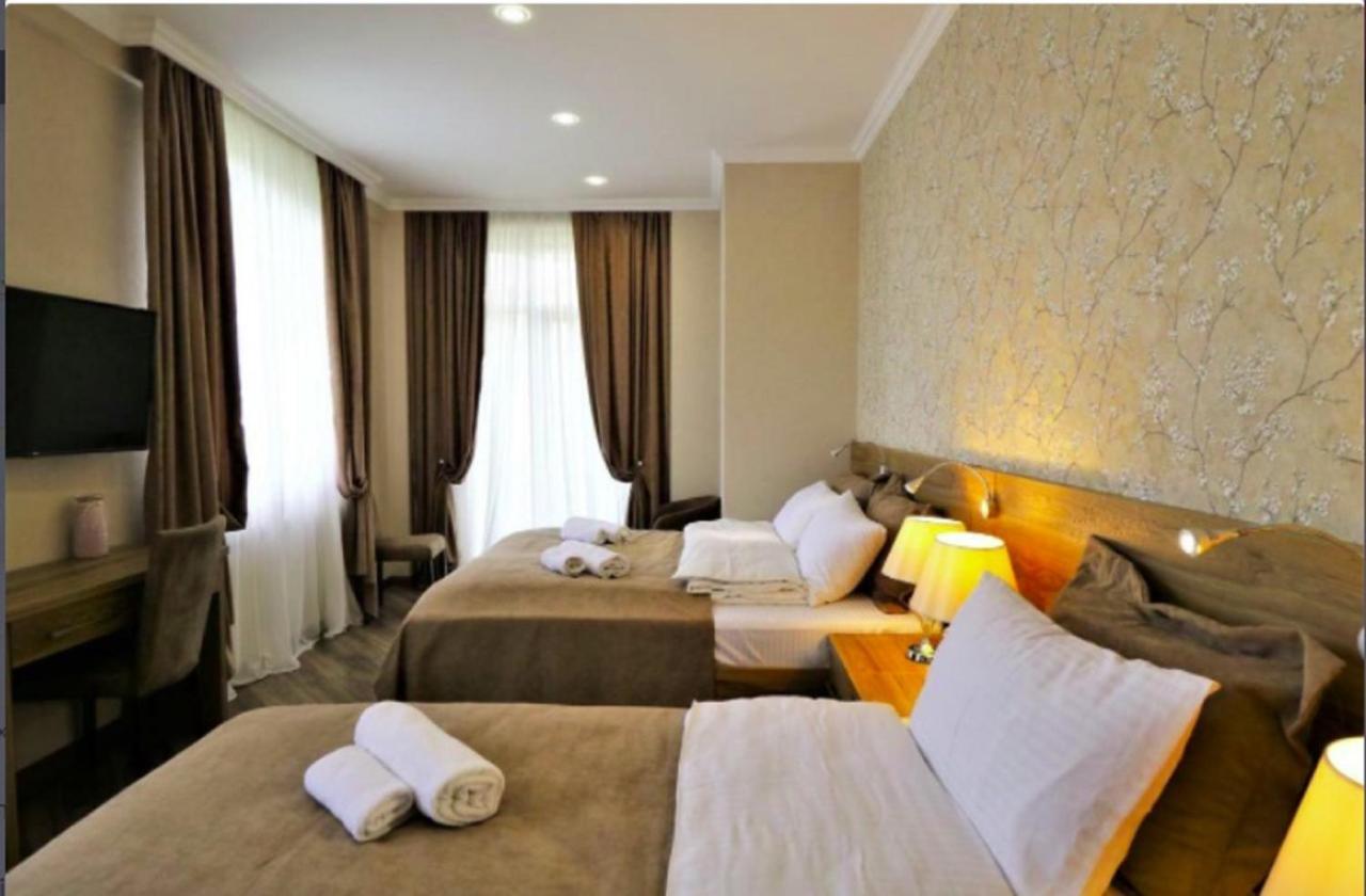 Sunset Tbilisi Luxury Aparthotel Ngoại thất bức ảnh