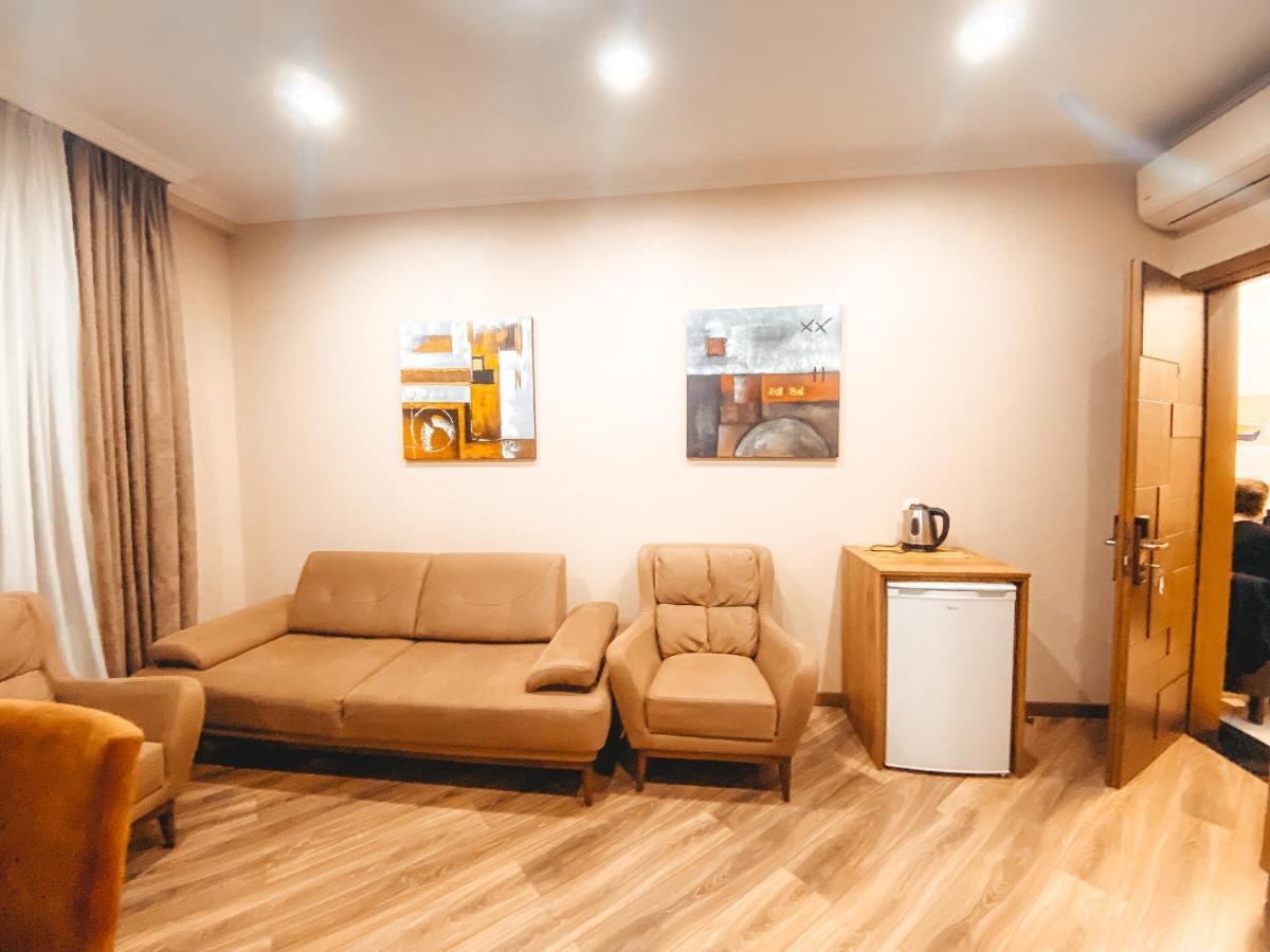 Sunset Tbilisi Luxury Aparthotel Ngoại thất bức ảnh