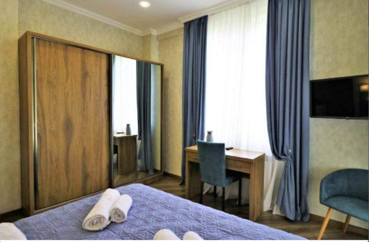 Sunset Tbilisi Luxury Aparthotel Ngoại thất bức ảnh