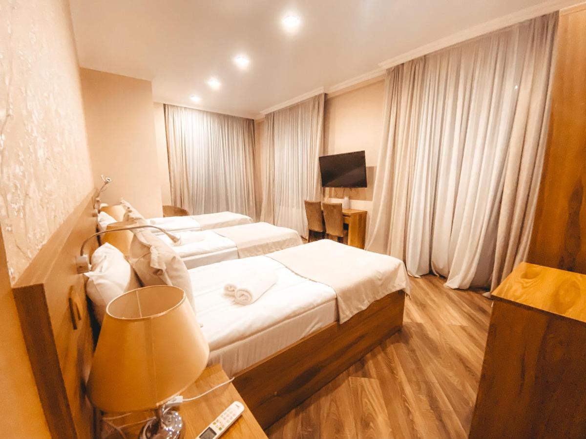 Sunset Tbilisi Luxury Aparthotel Ngoại thất bức ảnh